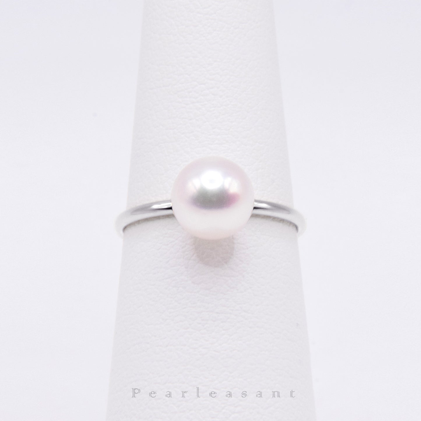 Sale Final - Hanadama Grade Lumiére 7.5-8.0mm White Akoya Pearl Slim Band