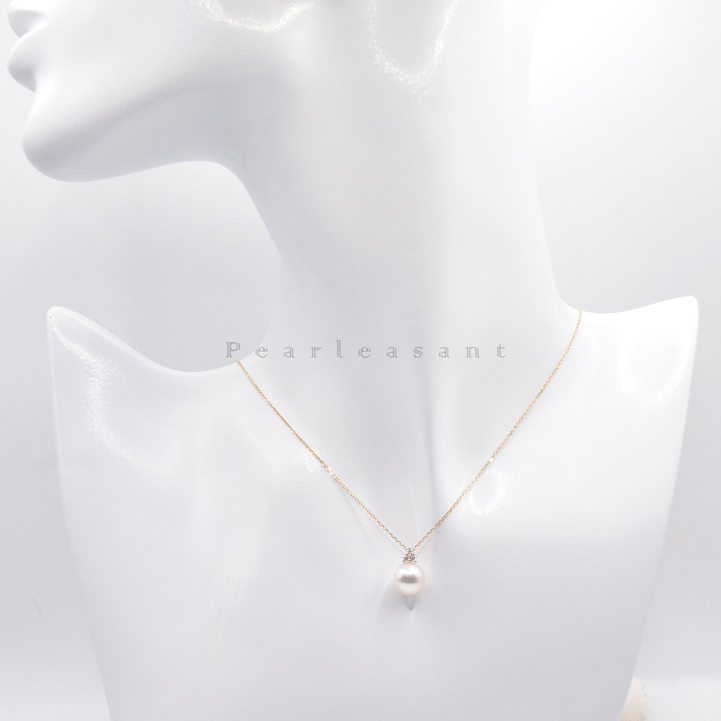 Hanadama Grade 8.0-8.5mm White Akoya Pearl Trio Diamond Pendant with Certificate