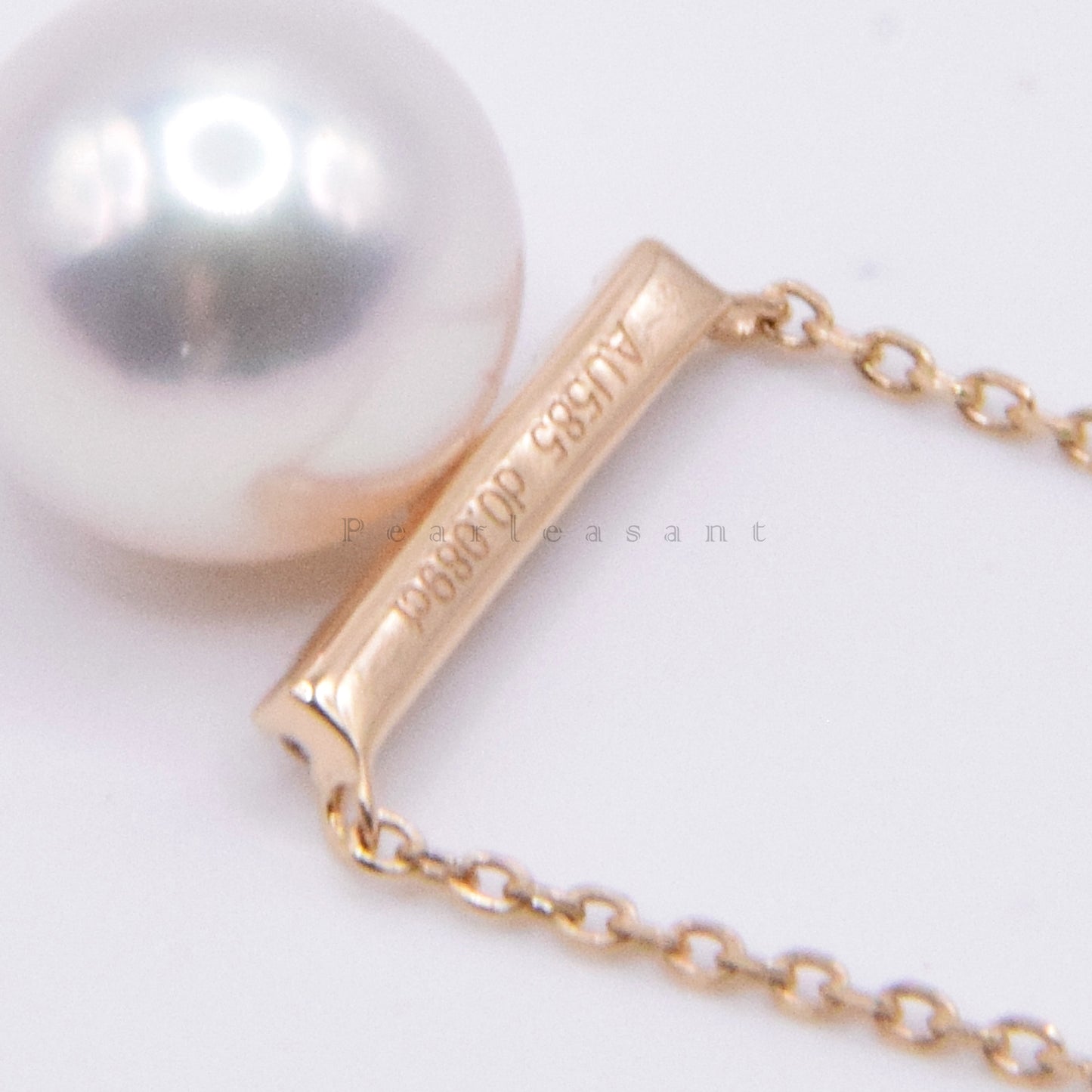 Hanadama Grade 8.0-8.5mm White Akoya Pearl Diamond Bar Pendant with Certificate