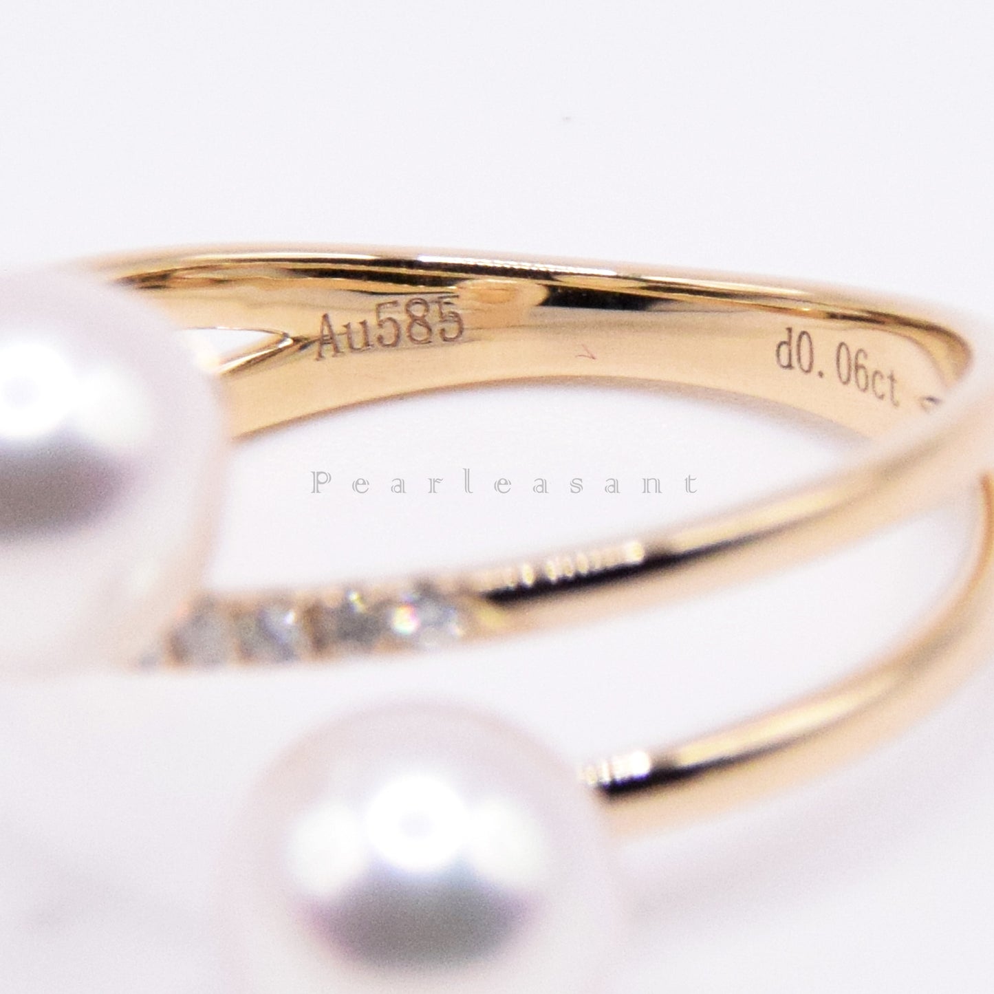 Hanadama Grade 6.5-7.0mm White Akoya Twin Pearl Swirl Diamond Ring with Certificate (Pre-order)