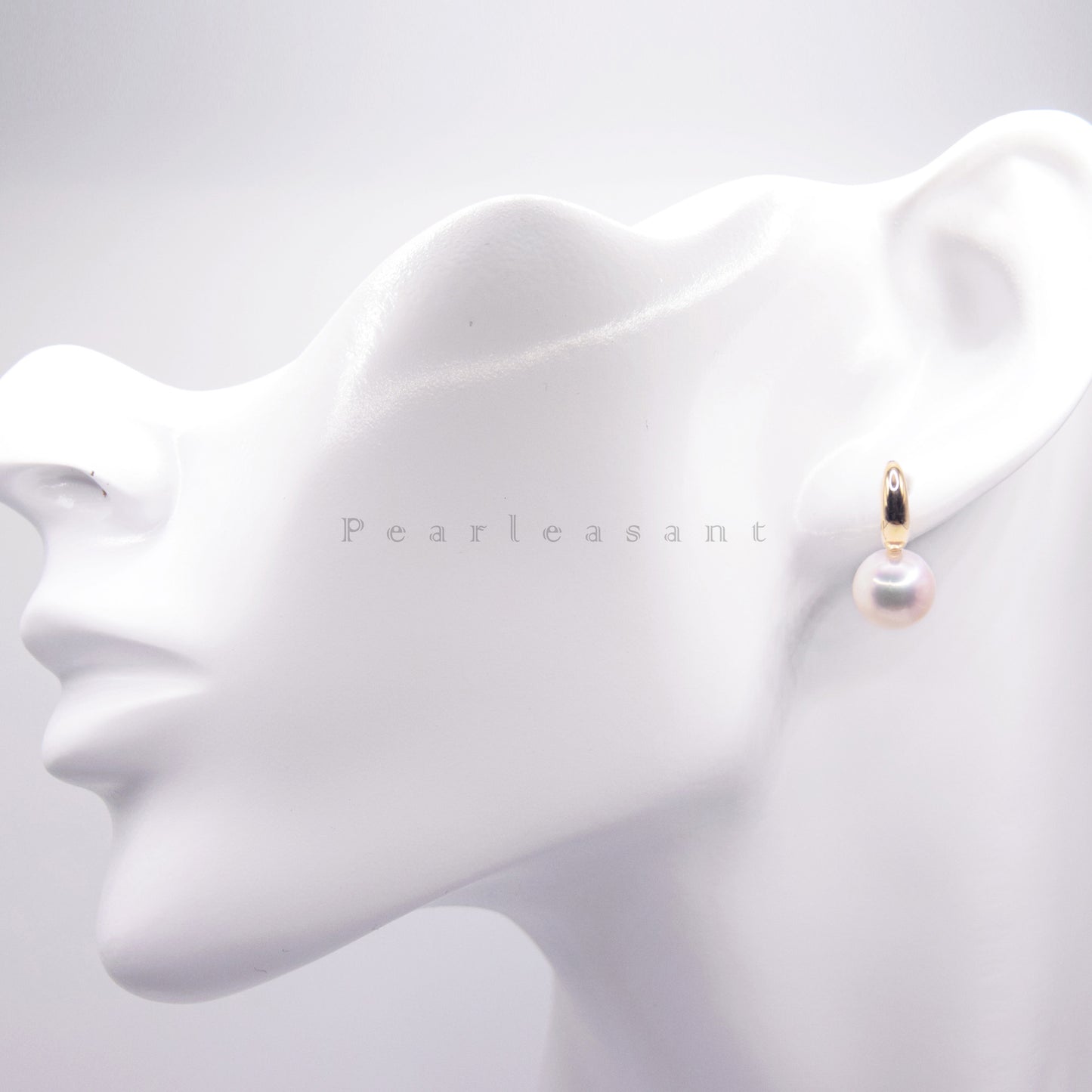 Hanadama Grade 8.5-9.0mm White Akoya Pearl Crescent Earrings with Certificate