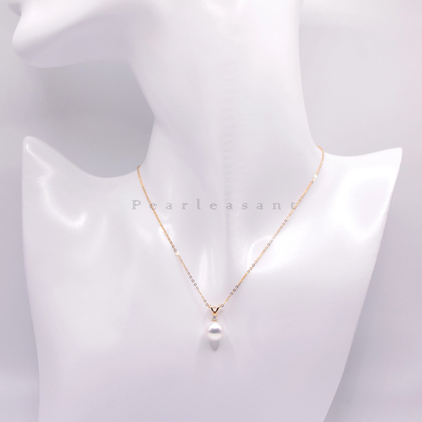 Hanadama Grade 8.5-9.0mm White Akoya Pearl Melody Pendant with Certificate