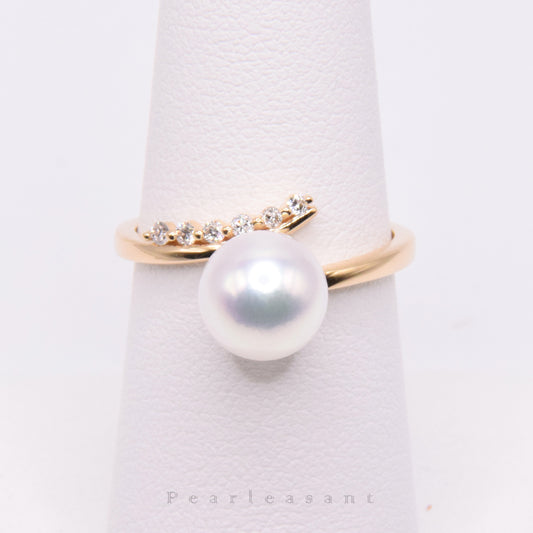 Hanadama Grade 8.5-9.0mm White Akoya Pearl Twist Diamond Ring with Certificate (Pre-order)