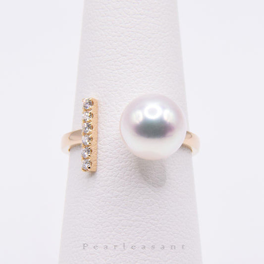 Hanadama Grade 8.5-9.0mm White Akoya Pearl Diamond Bar Ring with Certificate (Pre-order)