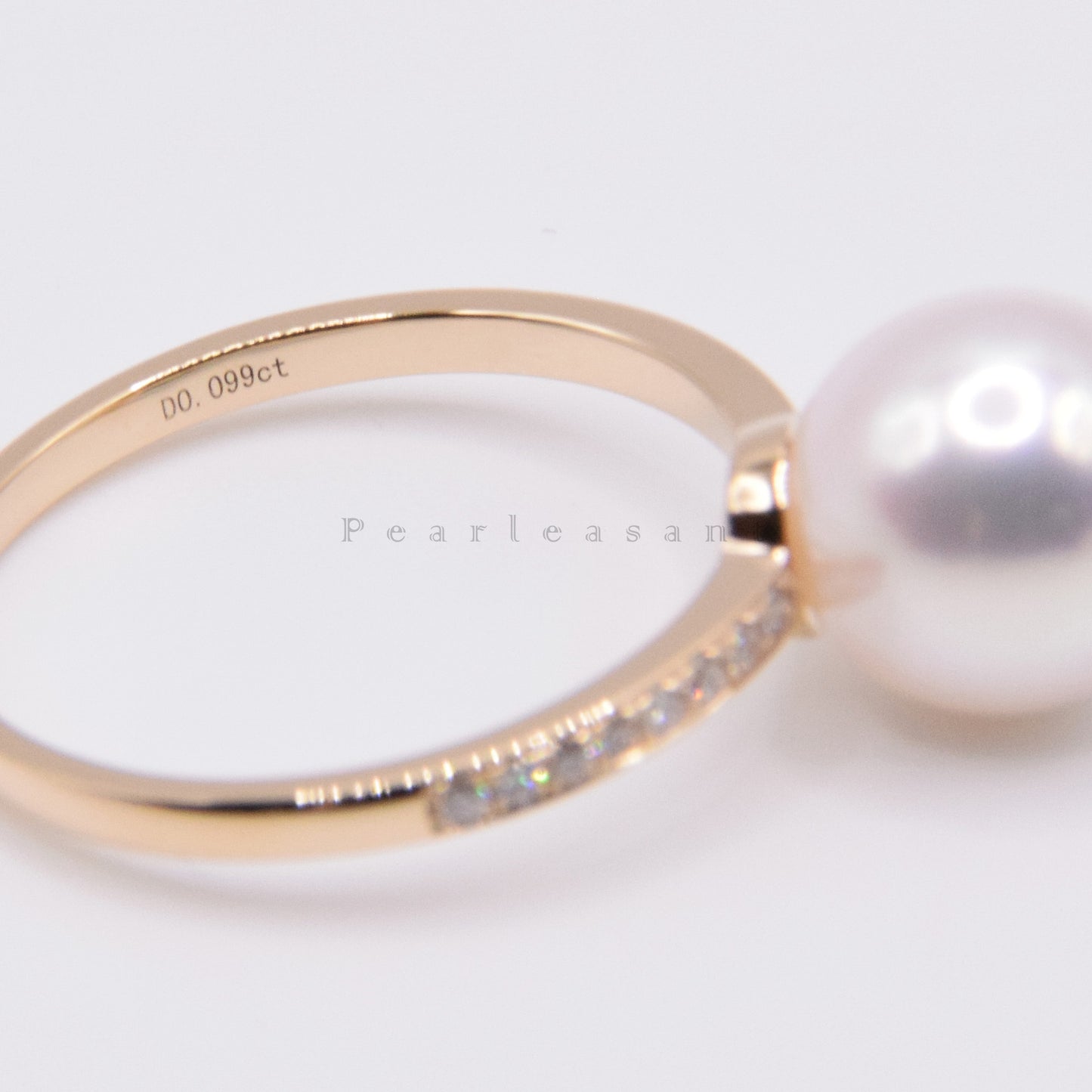 Sale Final - Super Lustrous 8.5-9.0mm White Akoya Pearl Éclat Diamond Band