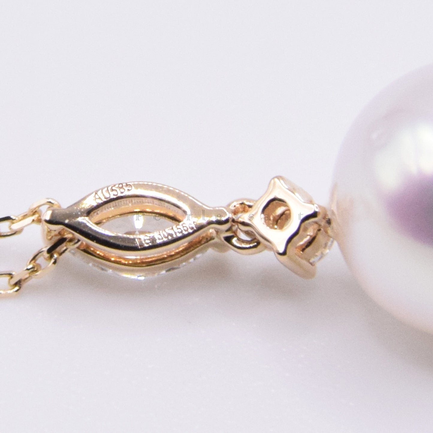 Hanadama Grade 8.0-9.0mm White Akoya Pearl Marquise Pendant with Certificate