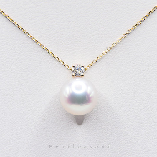 Hanadama Grade 8.0-9.0mm White Akoya Pearl Medium Princess Pendant with Certificate