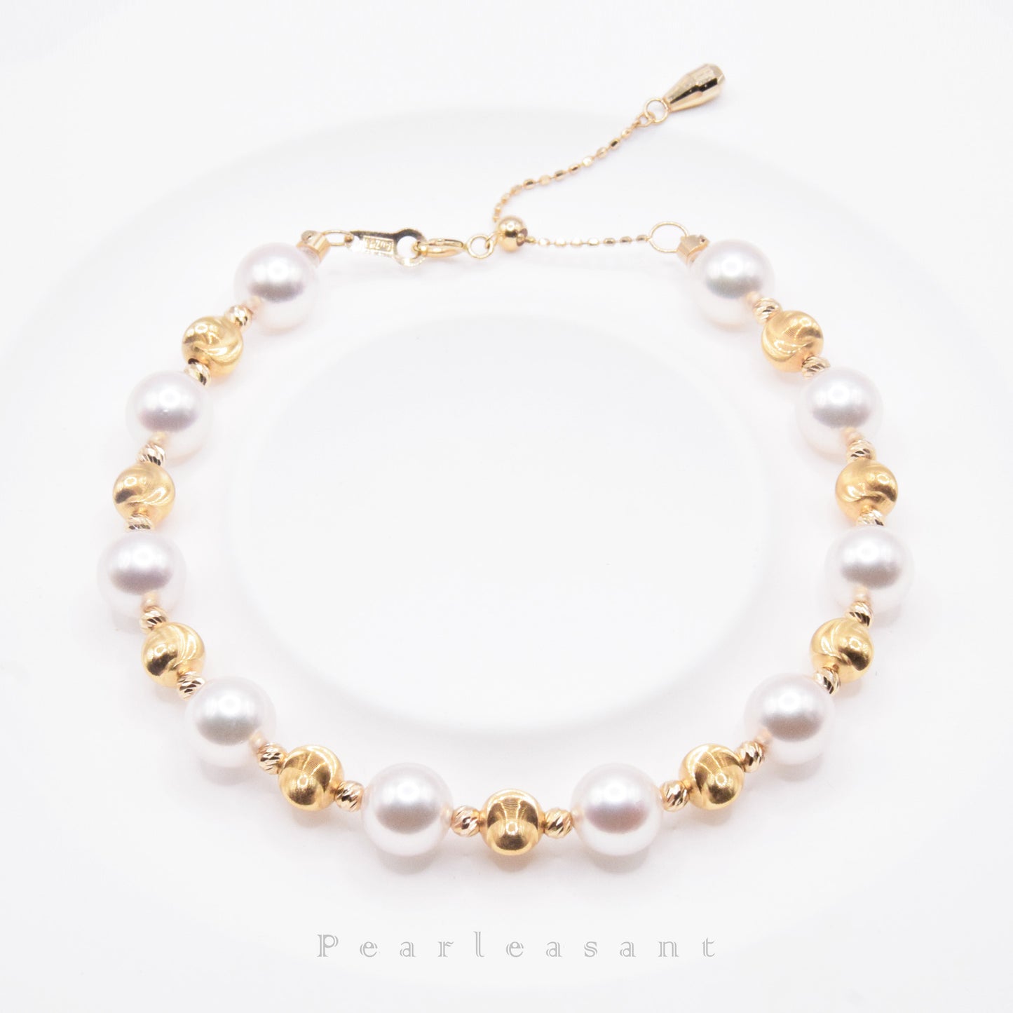 Hanadama Grade 6.5-7.0mm White Akoya Pearl Stella Bracelet