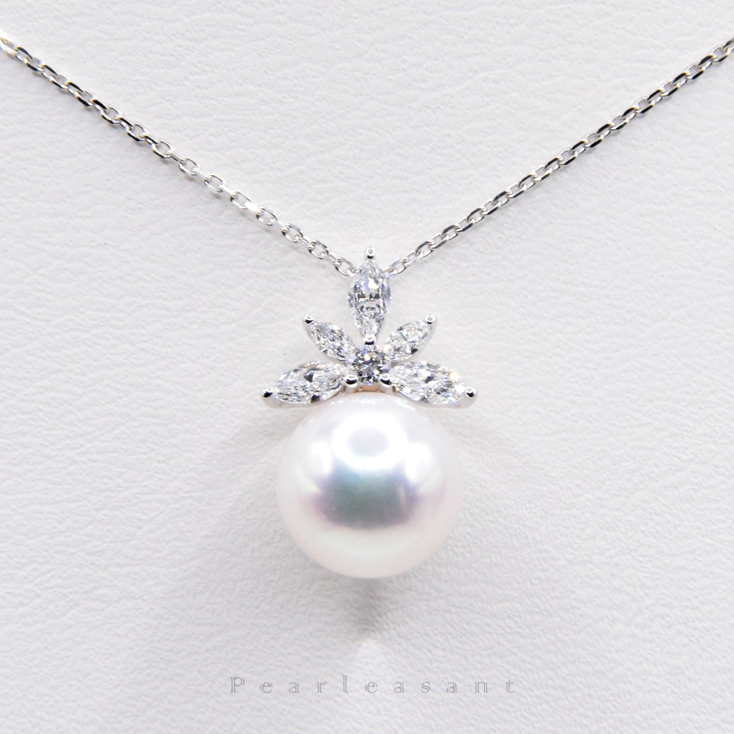 Hanadama Grade 8.5-9.0mm White Akoya Pearl Crystal Pendant with Certificate