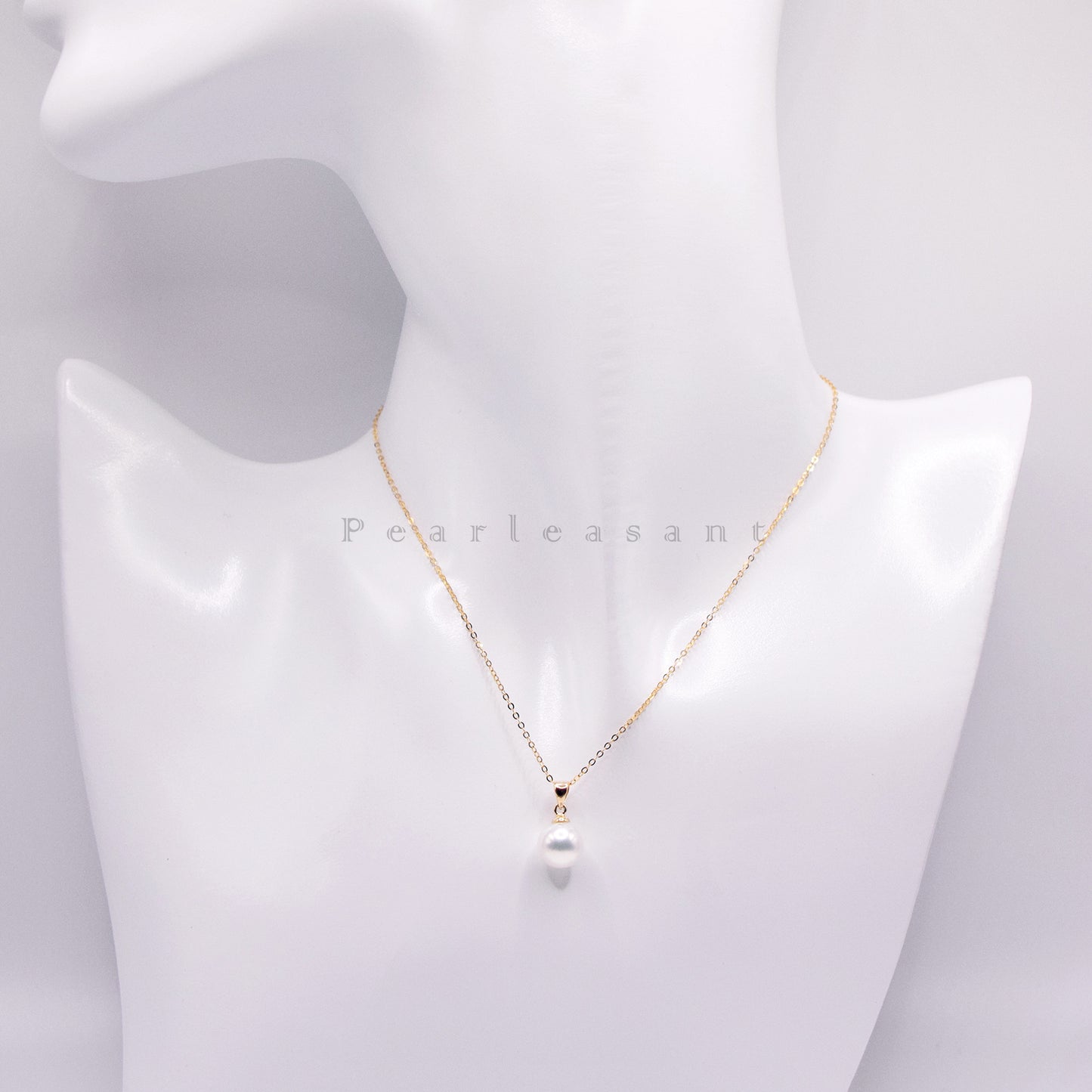 Hanadama Grade 8.0-8.5mm White Akoya Pearl Essential Pendant with Certificate