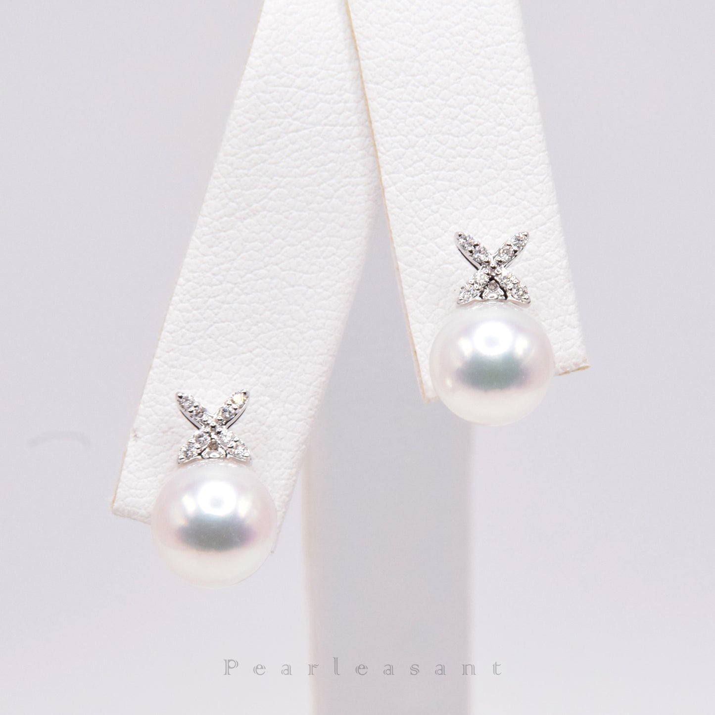 Hanadama Grade 8.0-8.5mm White Akoya Pearl Classic Clove Earrings with Certificate