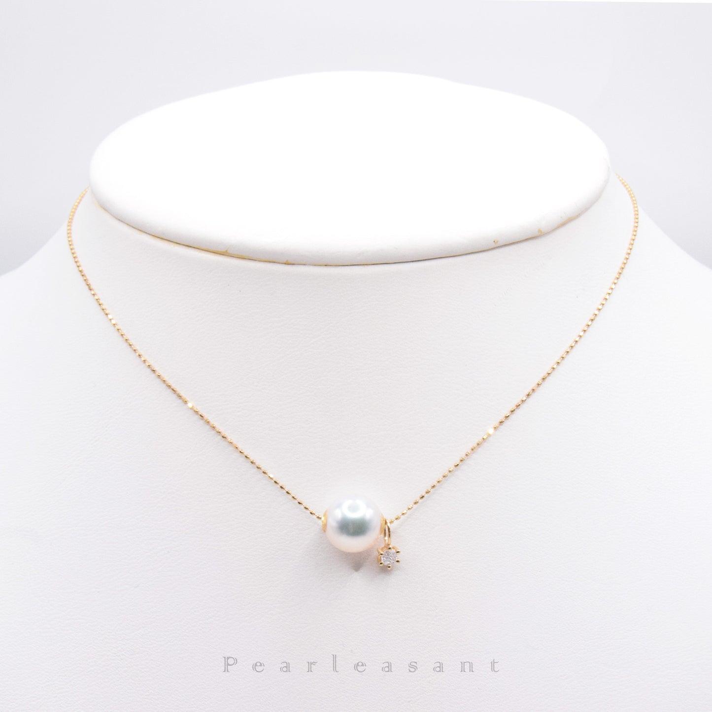 Hanadama Grade 9.0-9.5mm White Akoya Pearl Diamond Floating Pendant with Chain