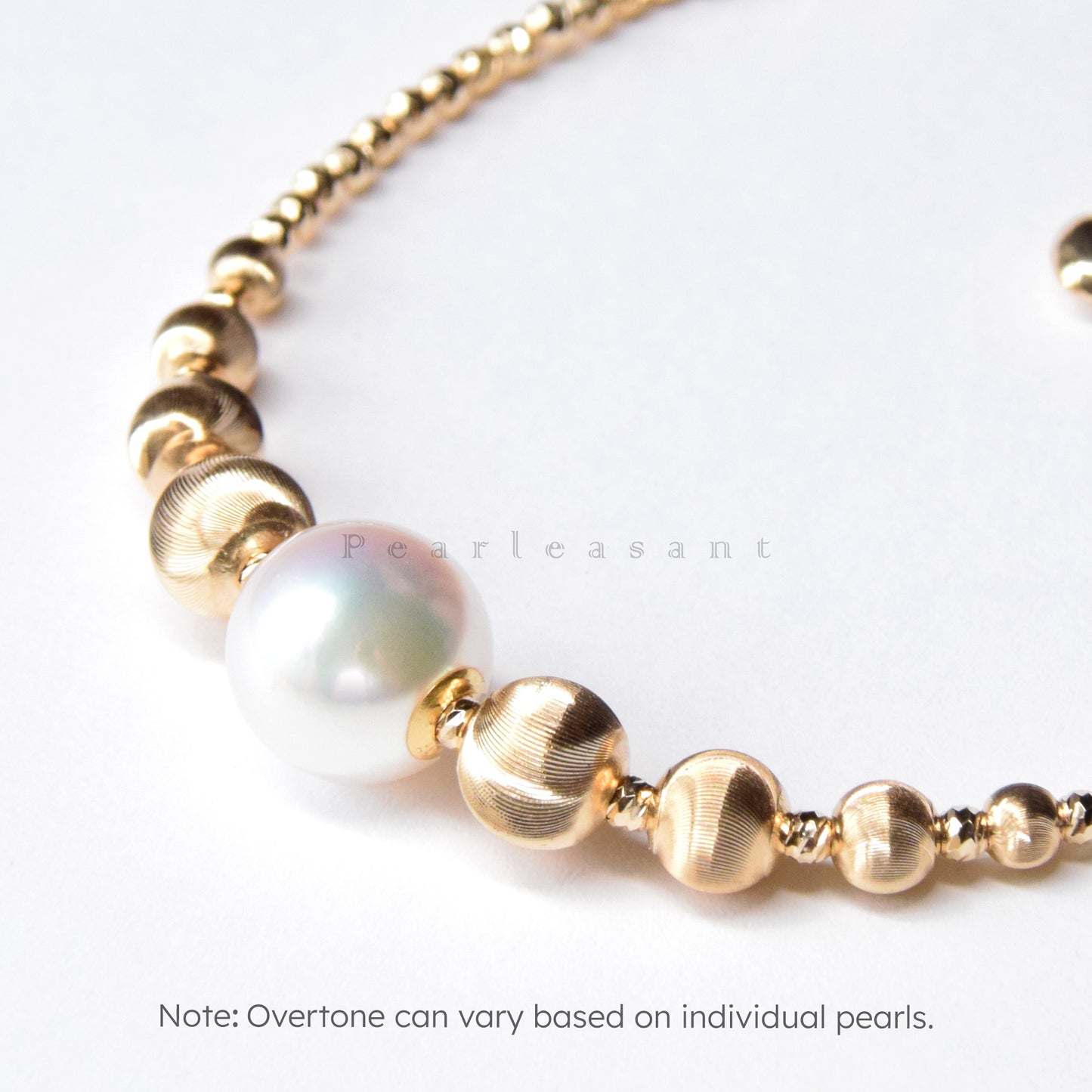 Hanadama Grade 9.0-9.5mm White Akoya Pearl Gradient Lumière Bracelet