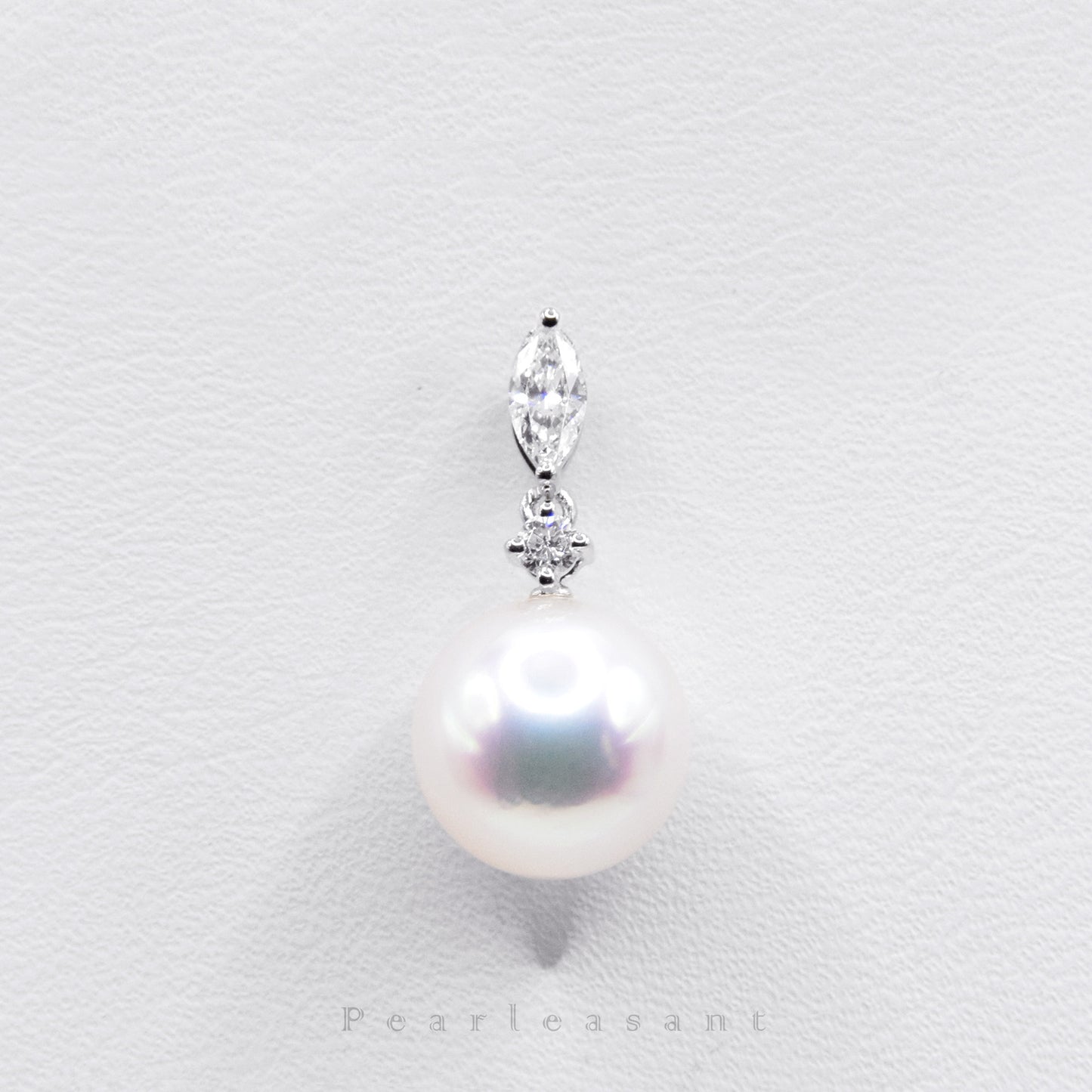 Hanadama Grade 8.5-9.0mm White Akoya Pearl Marquise Pendant