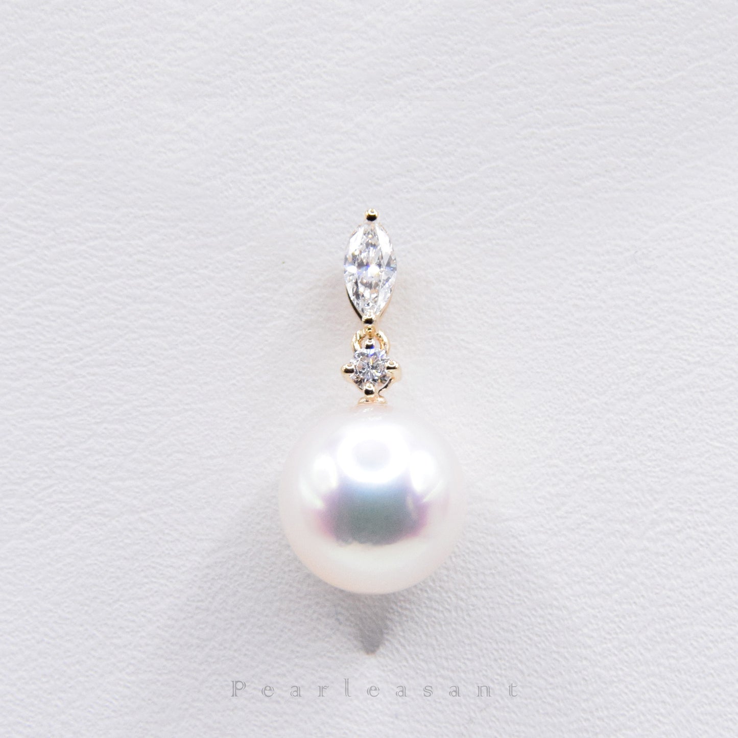 Hanadama Grade 8.5-9.0mm White Akoya Pearl Marquise Pendant