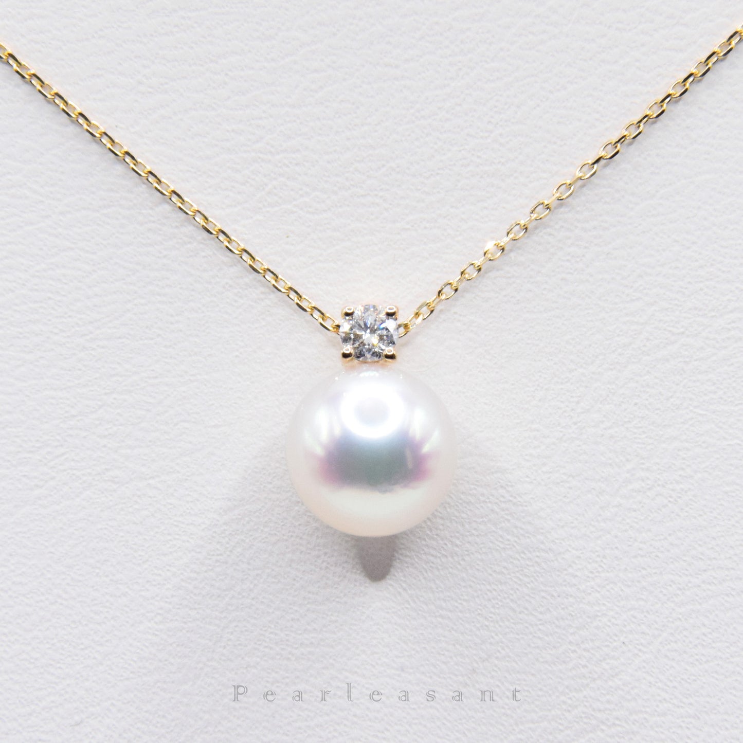 Hanadama Grade 8.0-8.5mm White Akoya Pearl Medium Princess Pendant Chain with Certificate
