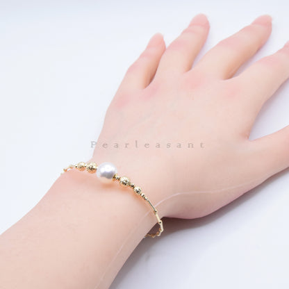 Hanadama Grade 9.0-9.5mm White Akoya Pearl Radiance Bracelet