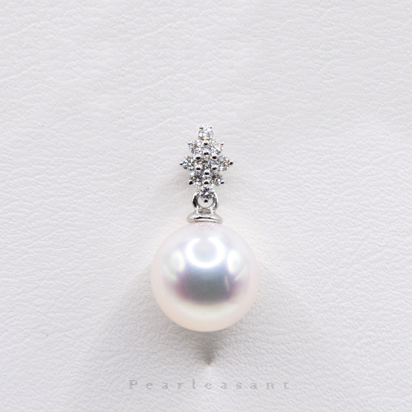 Hanadama Grade 8.5-9.0mm White Akoya Pearl Rhombus Pendant