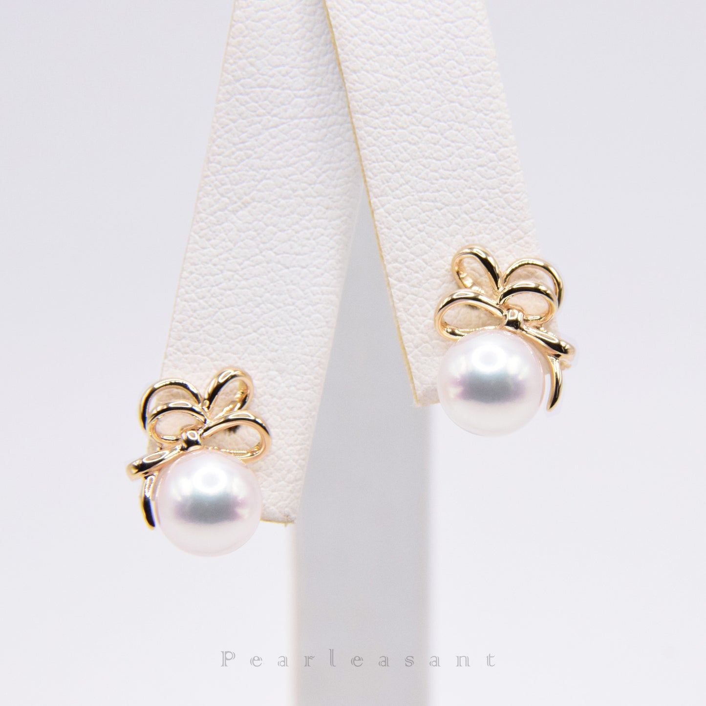 Hanadama Grade Lovely 7.0-7.5mm White Akoya Pearl Ribbon Earrings with Certificate