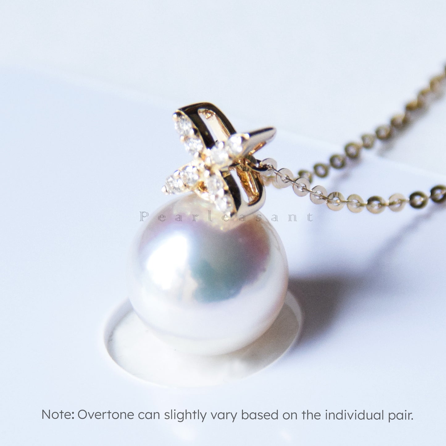 Hanadama Grade 8.5-9.0mm White Akoya Pearl Clove Pendant with Certificate