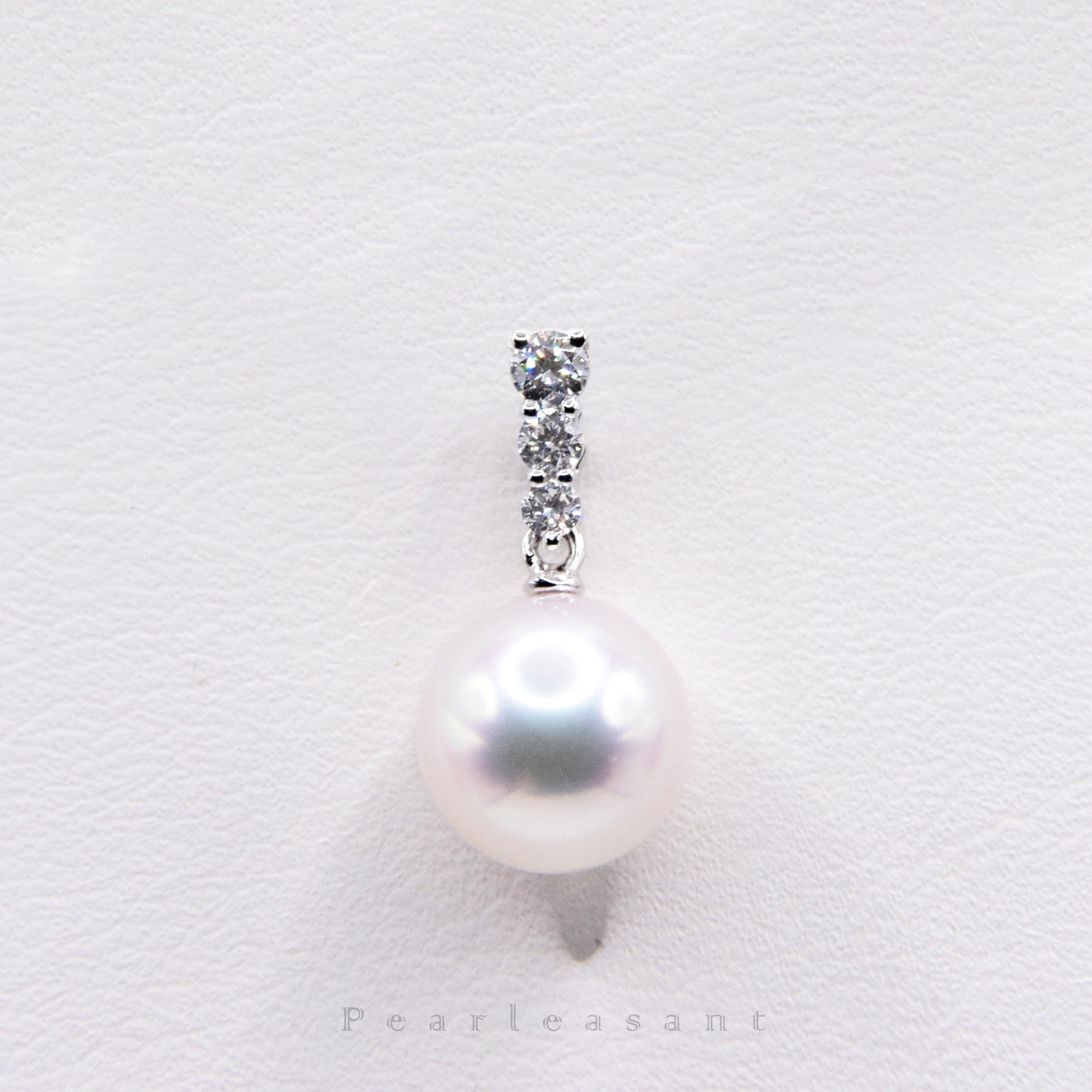 Hanadama Grade 8.5-9.0mm White Akoya Pearl Radiance Pendant